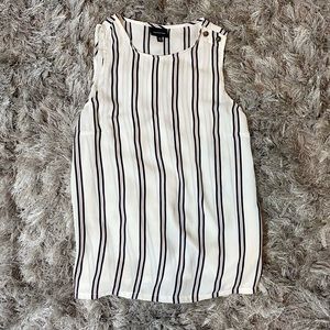 •Who What Wear XS Tank•